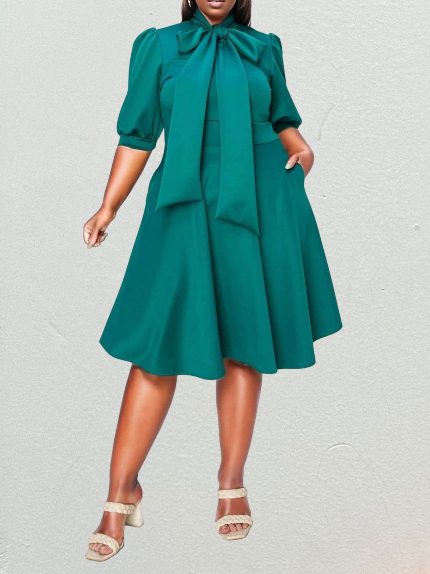 Women's Oversized Bow Dress (Plus)
